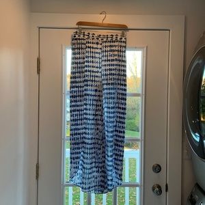 Split Hem Pilazzo pants! Lined at top